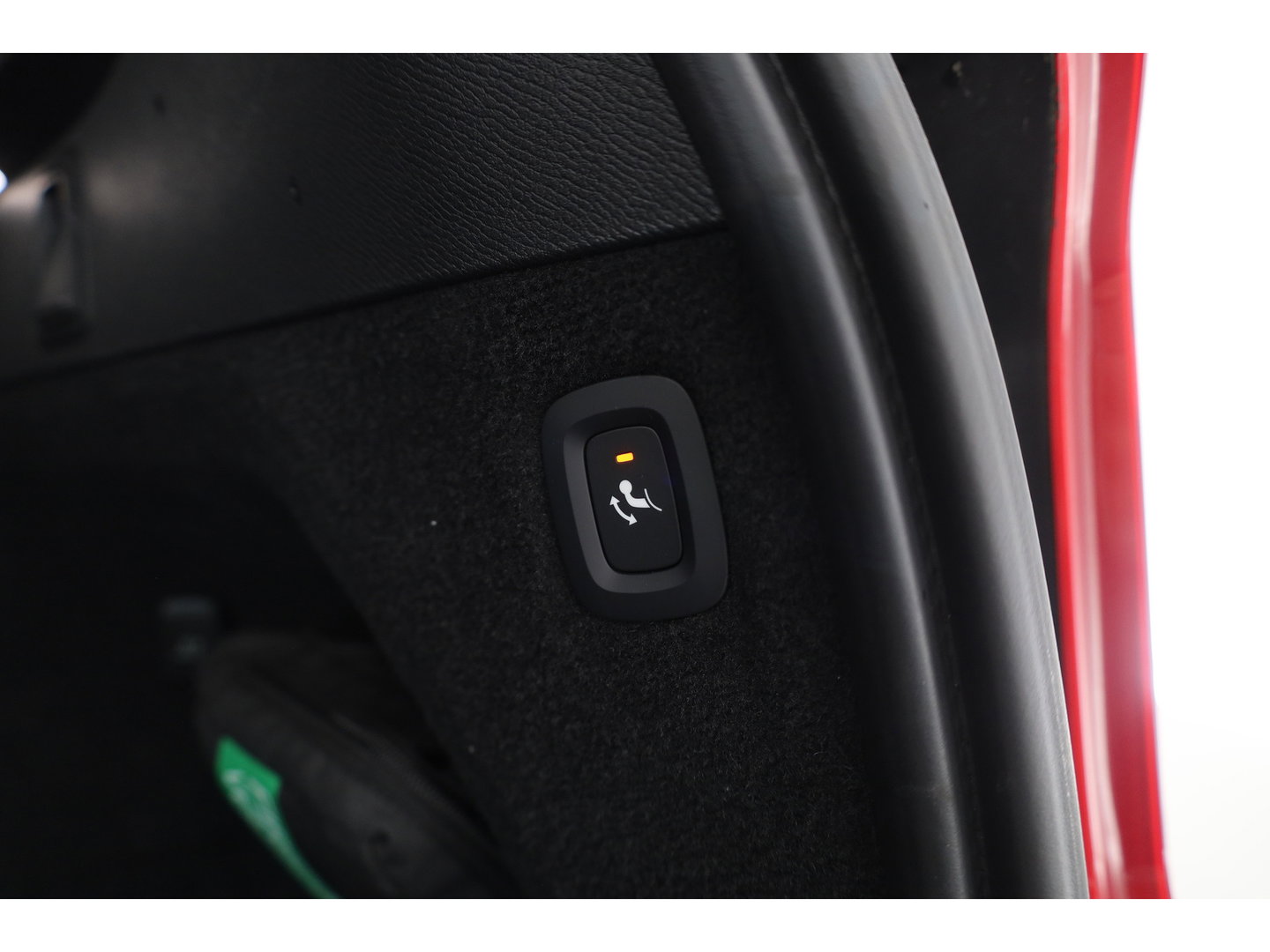 Volvo XC90 2.0 T8 Recharge AWD Ultimate Bright | SOH 95.7 % |Massage | Stoelventilatie | Trekhaak | 360 camera | Head-up |