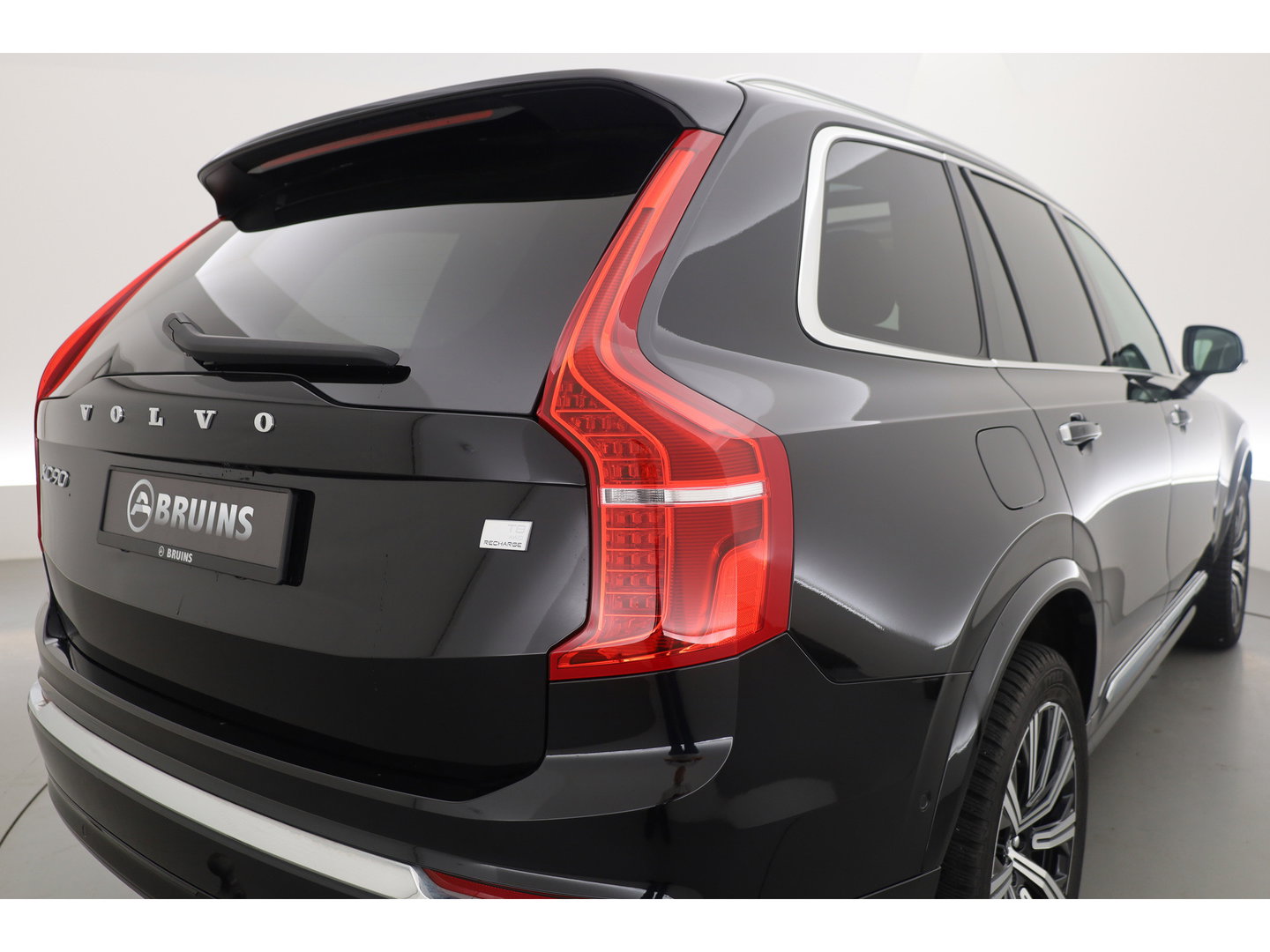 Volvo XC90 2.0 T8 Recharge AWD Ultimate Bright | SOH 95.7 % |Massage | Stoelventilatie | Trekhaak | 360 camera | Head-up |