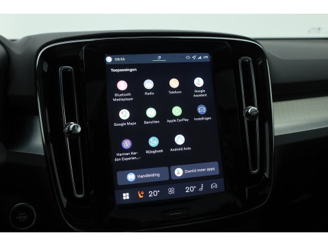 Volvo XC40 2.0 B3 Ultra Black Edition | Rijklaar! | S/K-Dak | Harman/Kardon | Bliss | Stuur-stoel+Voorruitverw. | 360*+PDC | Memory | Nav+App.Connect | Elek. Klep V