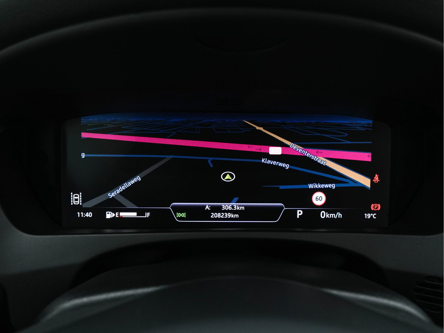 Jaguar F-Pace 2.0 Portfolio AWD 20d Aut. *PANO | LEATHER | XENON | DIGI-COCKPIT | KEYLESS | CAMERA | MERIDIAN-SOUND | HEATED-COMFORTSEATS | NAVI-FULLMAP | SHIFT-PADDLES | ECC | PDC | CRUISE | 19''ALU*