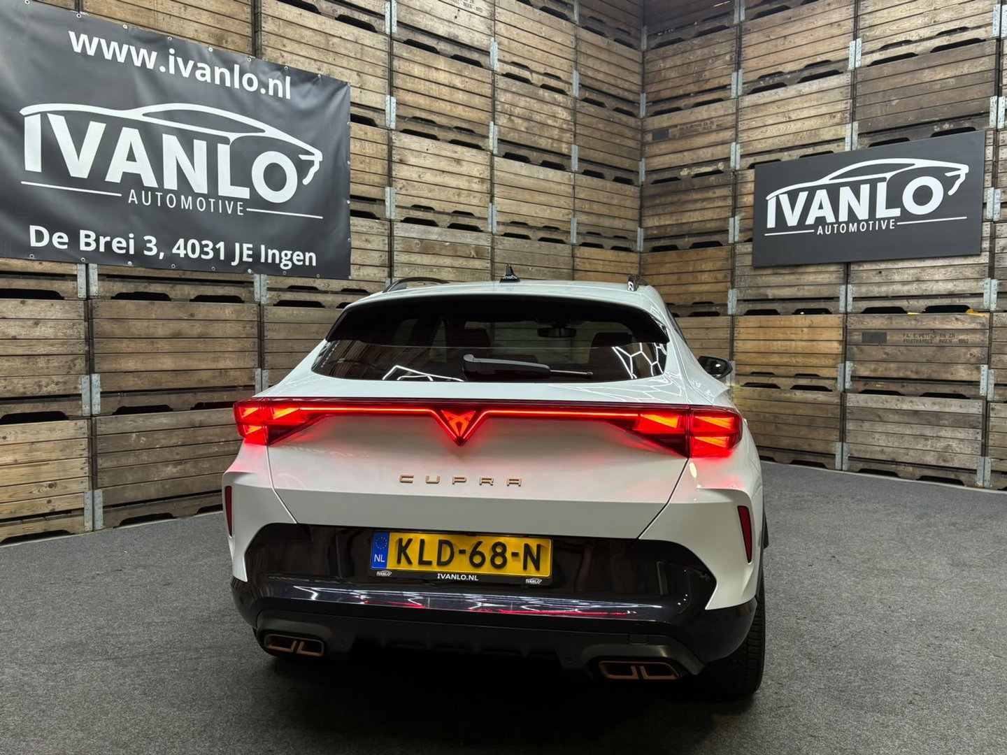 CUPRA Formentor 1.5 TSI e-Hybrid Business Black-line 360 camera