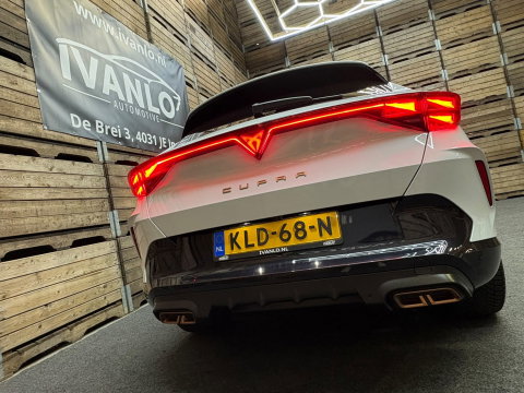 CUPRA Formentor 1.5 TSI e-Hybrid Business Black-line 360 camera