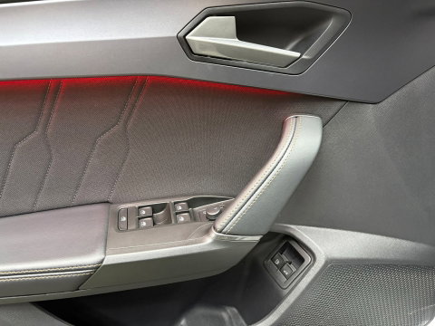 CUPRA Formentor 1.5 TSI e-Hybrid Business Black-line 360 camera