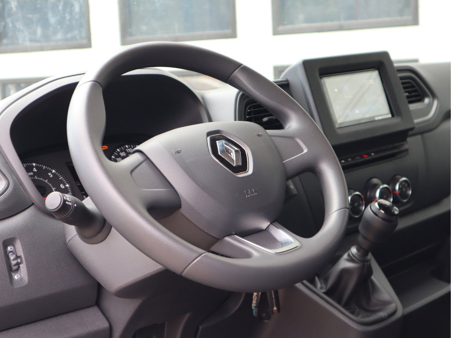Renault Master T35 2.3 dCi 145 pk Bakwagen - A.Deuren - NL Auto