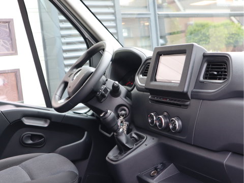 Renault Master T35 2.3 dCi 145 pk Bakwagen - A.Deuren - NL Auto