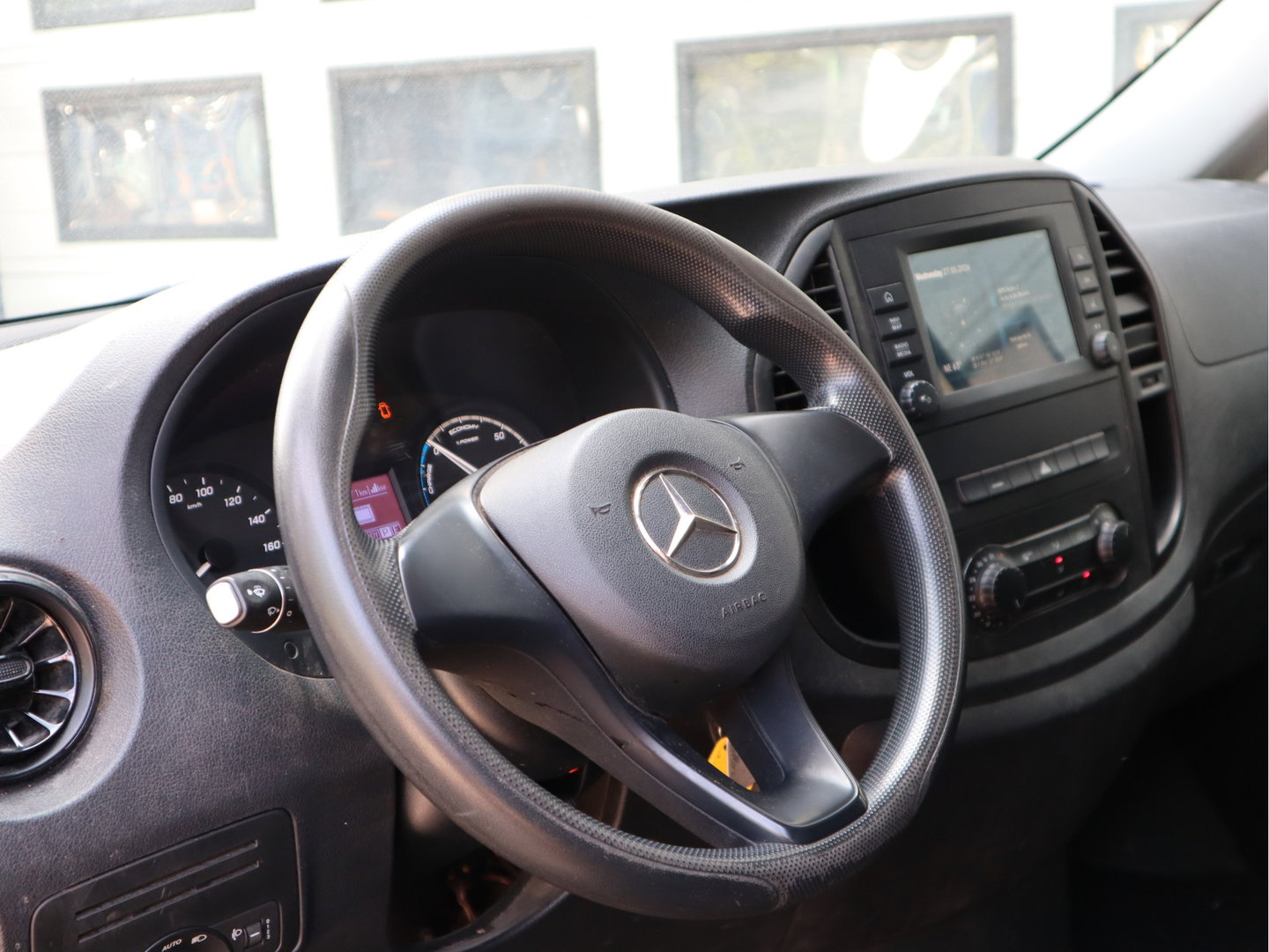 Mercedes-Benz eVito 41 kWh Lang L2 - Batterie störung - Airco - MBUX