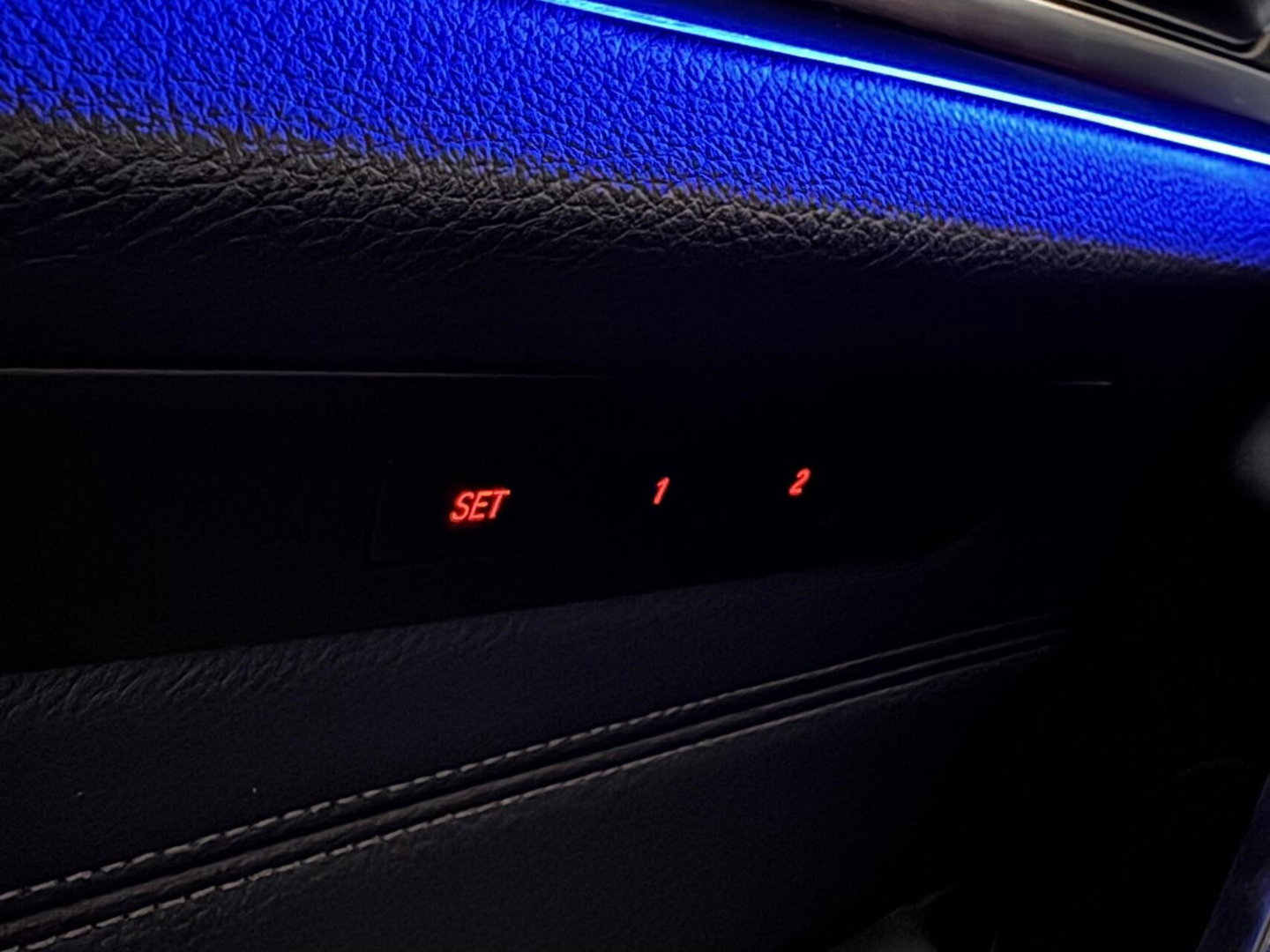BMW 5 Serie 530e iPerformance M-Sport Leer Sfeer CarPlay Memory