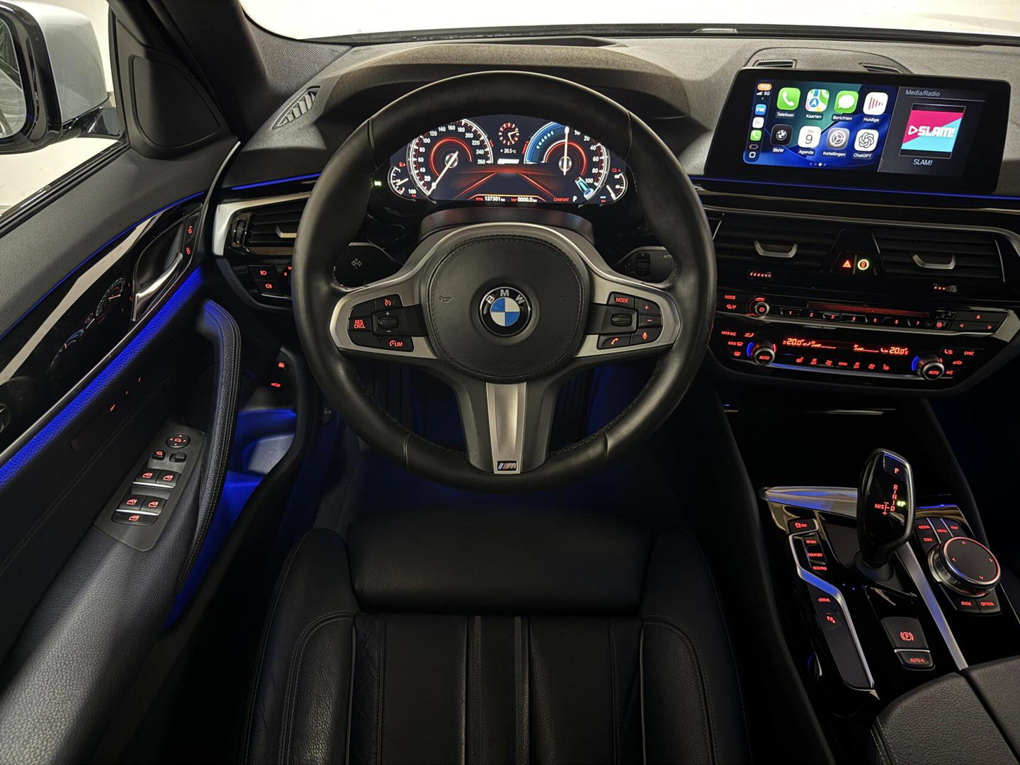 BMW 5 Serie 530e iPerformance M-Sport Leer Sfeer CarPlay Memory