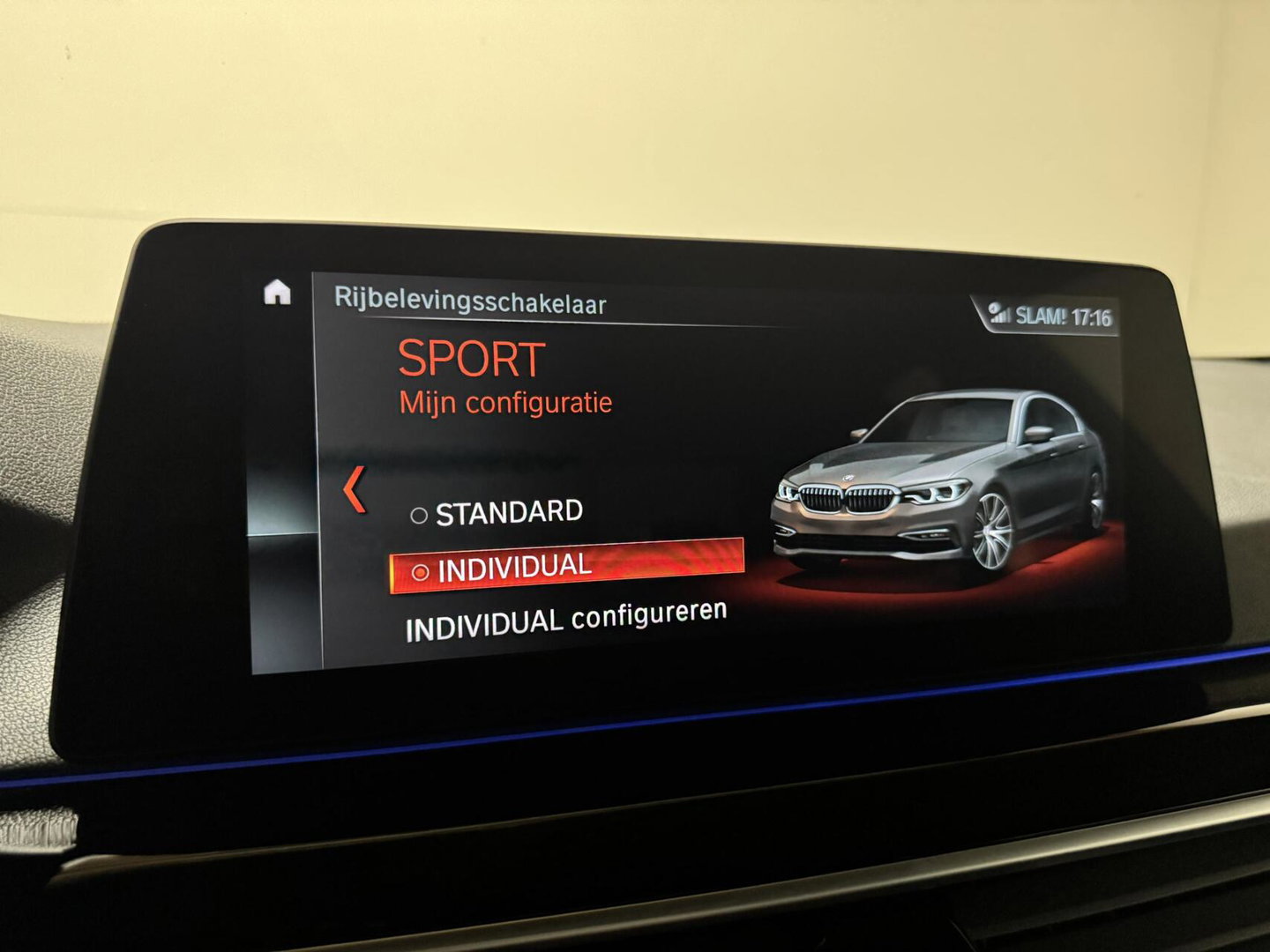 BMW 5 Serie 530e iPerformance M-Sport Leer Sfeer CarPlay Memory