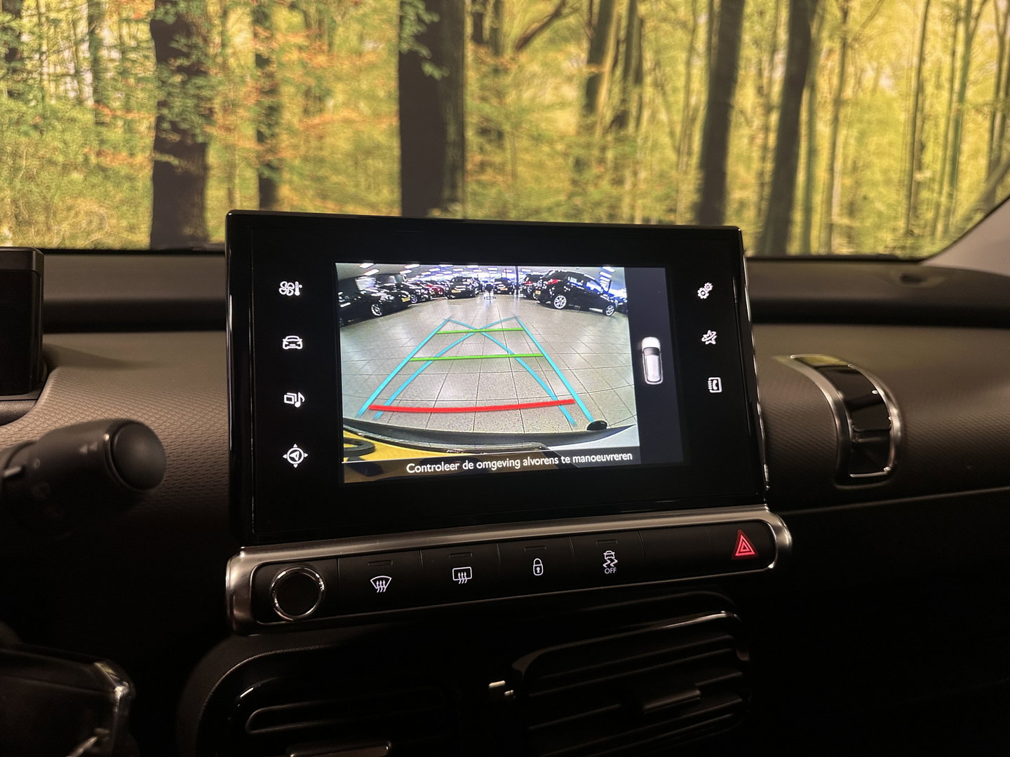 Citroën C4 Cactus 1.2 PureTech Business | Automaat | Origneel Nederlands | Achteruitrijcamera | Cruise Control | Parkeersensoren Achter | Bluetooth | Isofix | Navigatie