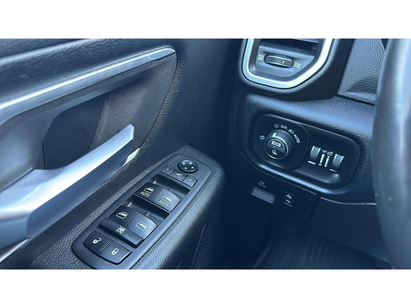 Dodge Ram1500 Rebel 5.7 LPG MARGE BTW & BPM VRIJ!