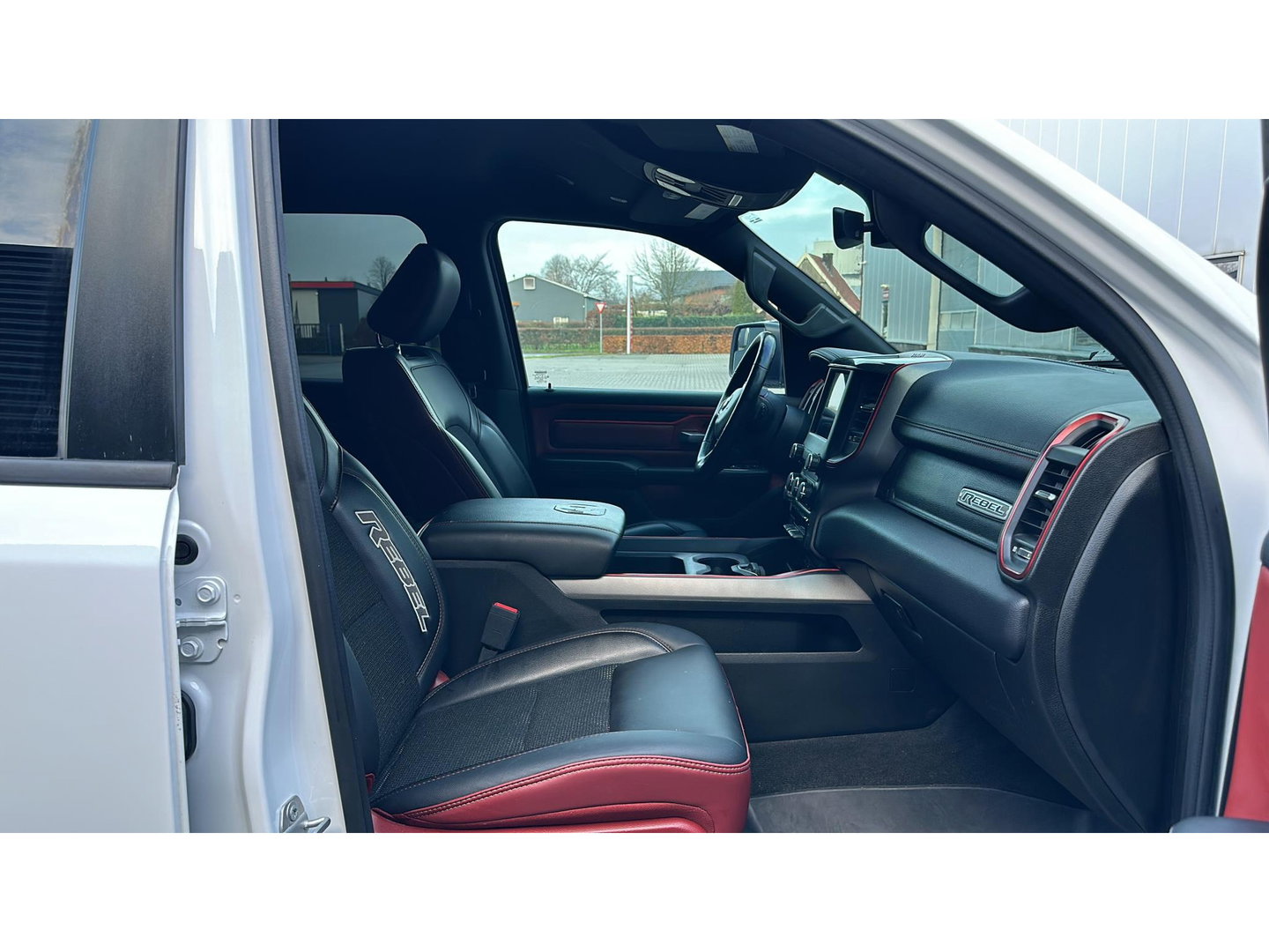 Dodge Ram1500 Rebel 5.7 LPG MARGE BTW & BPM VRIJ!