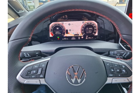 Volkswagen Golf 2.0 TSI GTI 265PK AUTOMAAT PANO NAVI CAMERA HEAD-UP LMV 19 INCH