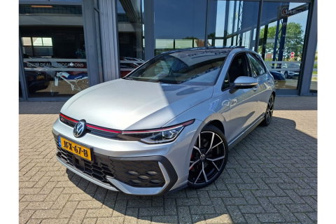 Volkswagen Golf 2.0 TSI GTI 265PK AUTOMAAT PANO NAVI CAMERA HEAD-UP LMV 19 INCH