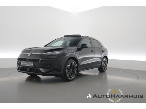 Volkswagen T-Roc 1.5 eTsi R-Line First Edition | Dig. Cockpit | IQ Light | Pano | Adapt. Cruise | Trekhaak | Head-up | Harman Kardon | Keyless | 360cam | Stoel- Stuurverw.