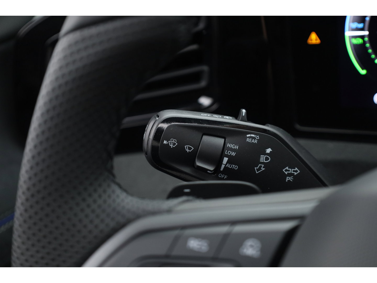 Volkswagen Tiguan 1.5 eHybrid R-Line Black Style 272pk Nieuw | Stoelventi. | Memory | Pano | 360cam | Leder | Elek. Trekhaak | HUD | Adapt. Cruise | Massage |