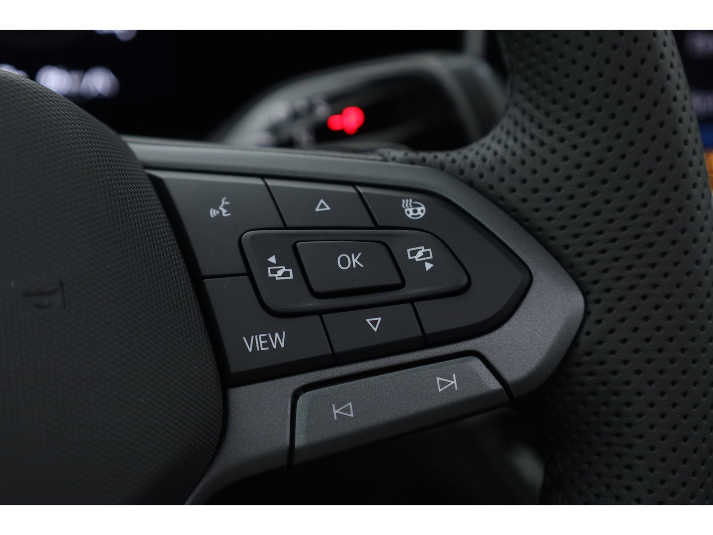 Volkswagen Tiguan 1.5 eHybrid R-Line Black Style 272pk Nieuw | Stoelventi. | Memory | Pano | 360cam | Leder | Elek. Trekhaak | HUD | Adapt. Cruise | Massage |