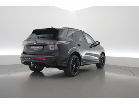 Volkswagen Tiguan 1.5 eHybrid R-Line Black Style 272pk Nieuw | Stoelventi. | Memory | Pano | 360cam | Leder | Elek. Trekhaak | HUD | Adapt. Cruise | Massage |