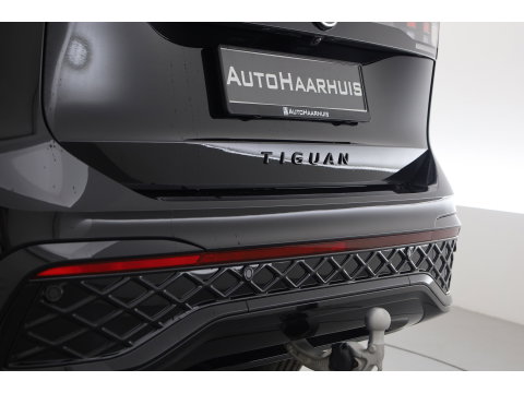Volkswagen Tiguan 1.5 eHybrid R-Line Black Style 272pk Nieuw | Stoelventi. | Memory | Pano | 360cam | Leder | Elek. Trekhaak | HUD | Adapt. Cruise | Massage |