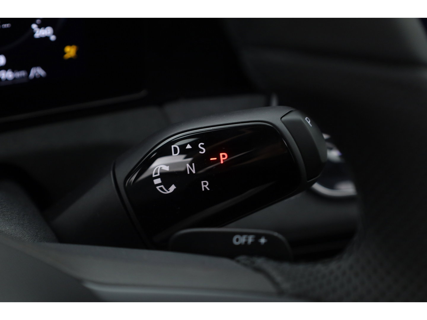 Volkswagen Tiguan 1.5 eHybrid R-Line Black Style 272pk Nieuw | Stoelventi. | Memory | Pano | 360cam | Leder | Elek. Trekhaak | HUD | Adapt. Cruise | Massage |