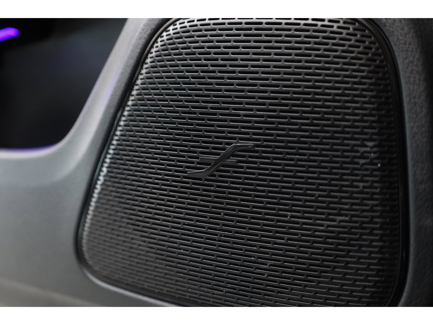 Mercedes-Benz CLA-Klasse Shooting Brake 180 Business Solution AMG | AMG-Styling | Matrix Led | CarPlay | Burmester | Stoelverw. | Panoramadak | DAB