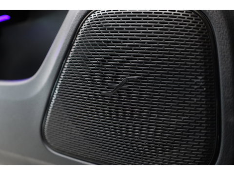 Mercedes-Benz CLA-Klasse Shooting Brake 180 Business Solution AMG | AMG-Styling | Matrix Led | CarPlay | Burmester | Stoelverw. | Panoramadak | DAB