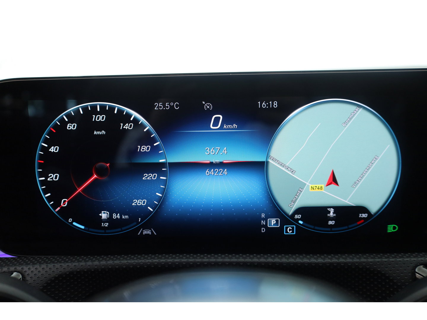 Mercedes-Benz CLA-Klasse Shooting Brake 180 Business Solution AMG | AMG-Styling | Matrix Led | CarPlay | Burmester | Stoelverw. | Panoramadak | DAB