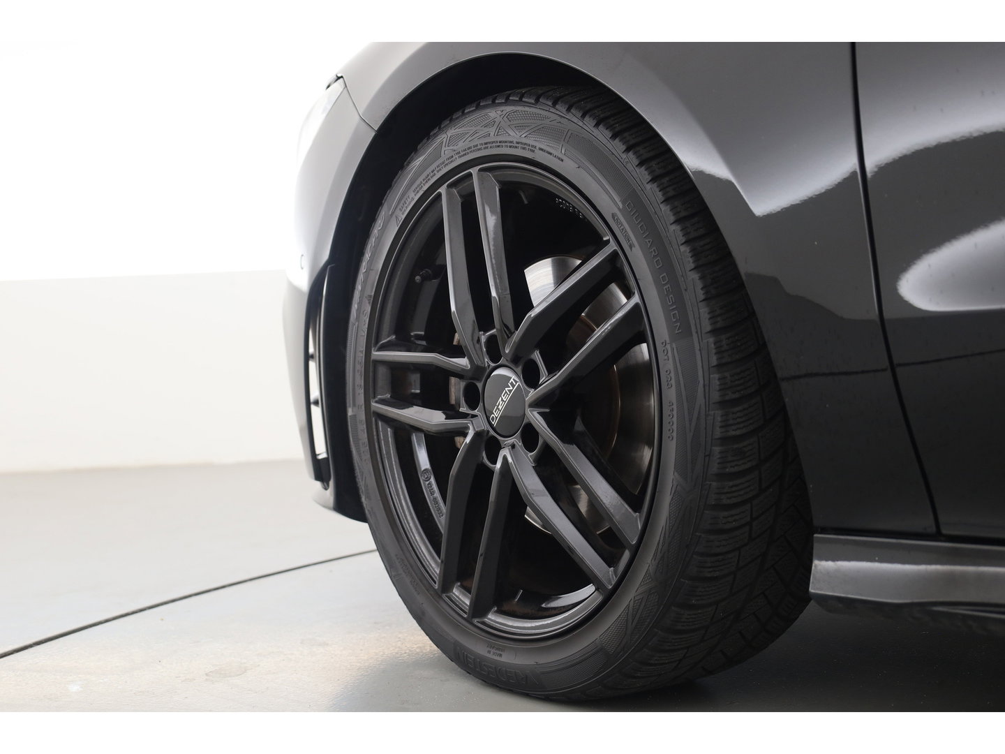 Mercedes-Benz CLA-Klasse Shooting Brake 180 Business Solution AMG | AMG-Styling | Matrix Led | CarPlay | Burmester | Stoelverw. | Panoramadak | DAB
