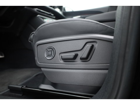 Audi Q5 2.0 TFSI e-hybrid quattro S edition | Dig. Cockpit | Trekhaak | Pano | 360cam | Adapt. Cruise | Memory | Leder | Keyless | Stoelverw. | Apple CarPlay