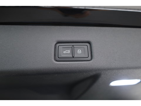 Audi Q5 2.0 TFSI e-hybrid quattro S edition | Dig. Cockpit | Trekhaak | Pano | 360cam | Adapt. Cruise | Memory | Leder | Keyless | Stoelverw. | Apple CarPlay