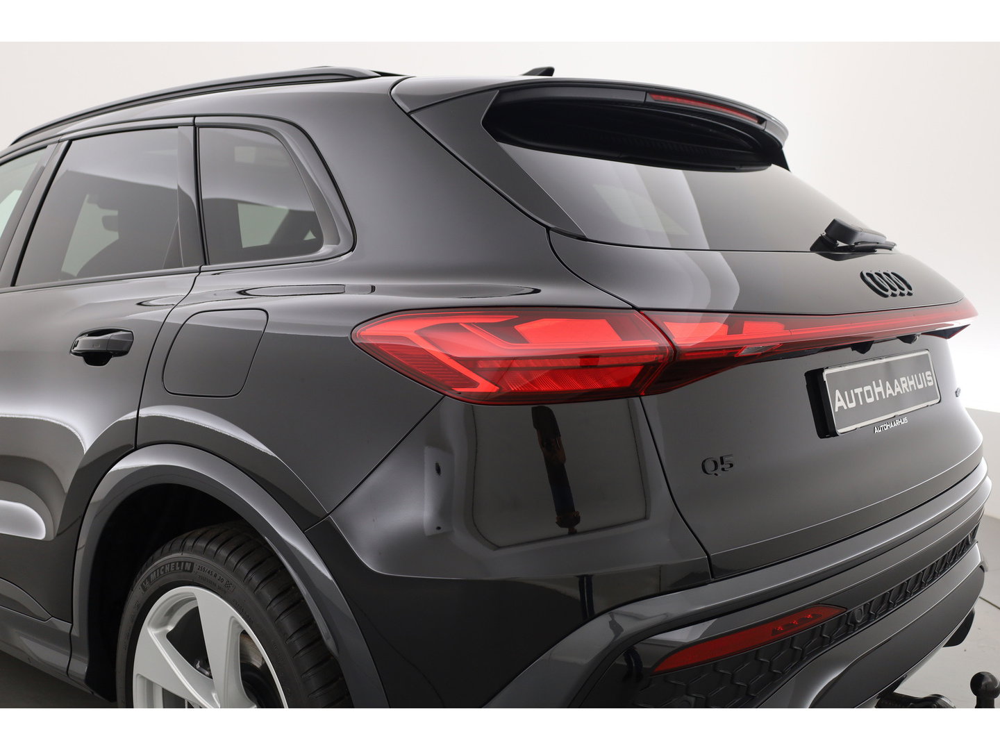 Audi Q5 2.0 TFSI e-hybrid quattro S edition | Dig. Cockpit | Trekhaak | Pano | 360cam | Adapt. Cruise | Memory | Leder | Keyless | Stoelverw. | Apple CarPlay