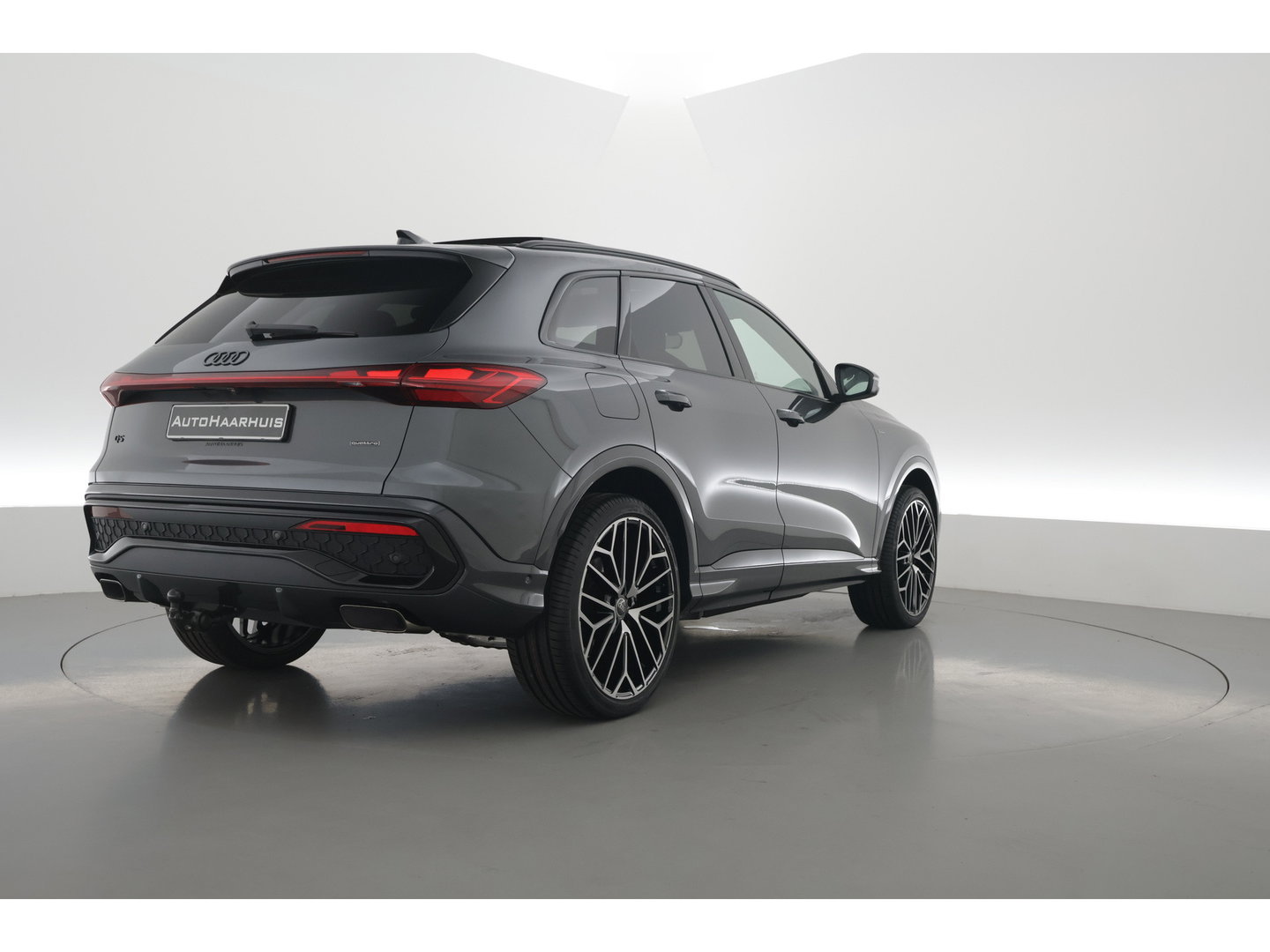 Audi Q5 2.0 TFSI e-hybrid quattro S edition | Dig. Cockpit | Trekhaak | Pano | 360cam | Adapt. Cruise | Memory | Leder | Keyless | Stoelverw. | Apple CarPlay