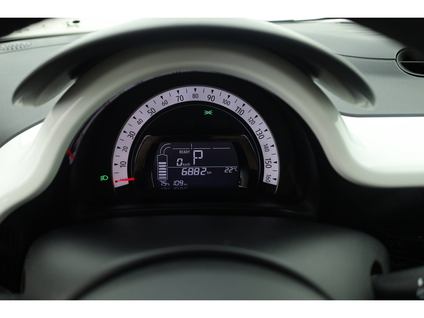 Renault Twingo Z.E. R80 Intens | SOH 96% | Camera | Apple CarPlay & Android Auto | Licht- Regensensor | DAB