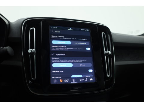 Volvo C40 Recharge Plus 69 kWh | 92% | Pano | 360cam | Harman Kardon | Pilot Assist | Stoel- Stuurverw. | Keyless |