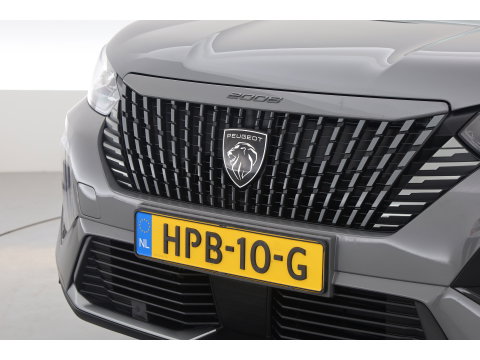 Peugeot 2008 1.2 Hybrid 145 Allure | All Seasons | Keyless | Apple CarPlay | Navi | Cruise | PDC V+A | 17''