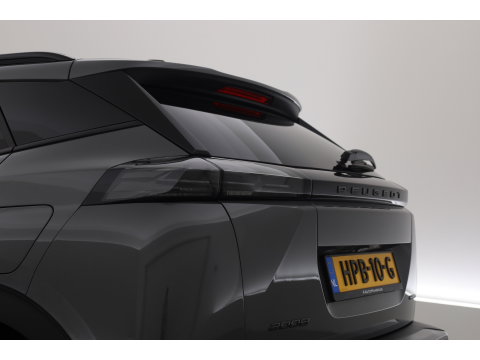 Peugeot 2008 1.2 Hybrid 145 Allure | All Seasons | Keyless | Apple CarPlay | Navi | Cruise | PDC V+A | 17''