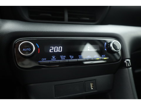 Toyota Yaris 1.5 Hybrid Dynamic | Keyless | Apple CarPlay & Android Auto | Cruise Control | Achteruitrijcamera | DAB | Airco