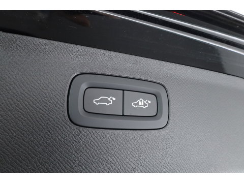 Volvo XC90 2.0 T8 Recharge AWD Ultra Bright | 7 pers. | Pano | 360 camera | HUD | Harman/Kardon | Memory | Bliss | Stoel-Stuurverw. | Google+App.connect | Elek. Klep | 21''
