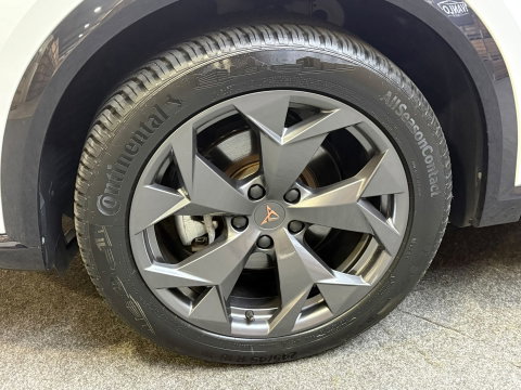 CUPRA Formentor 1.5 TSI e-Hybrid Business Black-line 360 camera