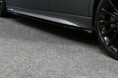 Mercedes-Benz C-Klasse 200 AMG Line / Orig. Nederlands / C63S AMG Diffuser / Panamericana Grille / Panoramadak / Elektr. verstelbare voorstoelen (links met memory) / Apple Carplay - Android Auto / Stoelverwarming / Ambienteverlichting / High Performance LED koplampen / Achterui