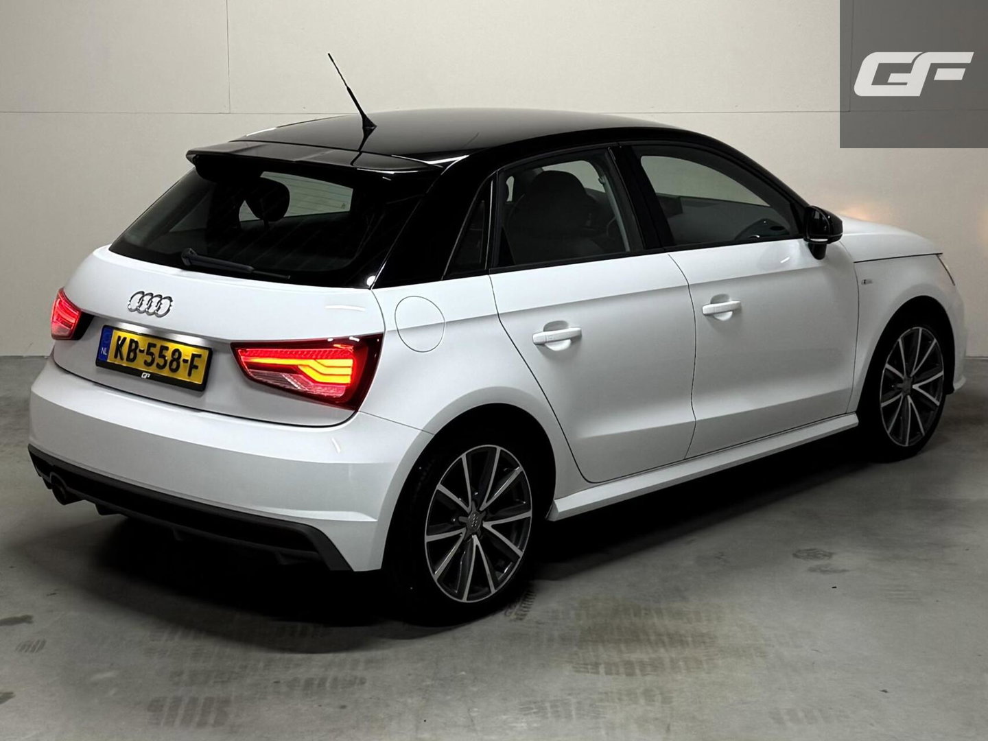 Audi A1 Sportback 1.0 TFSI S-Line Navi Cruise NAP