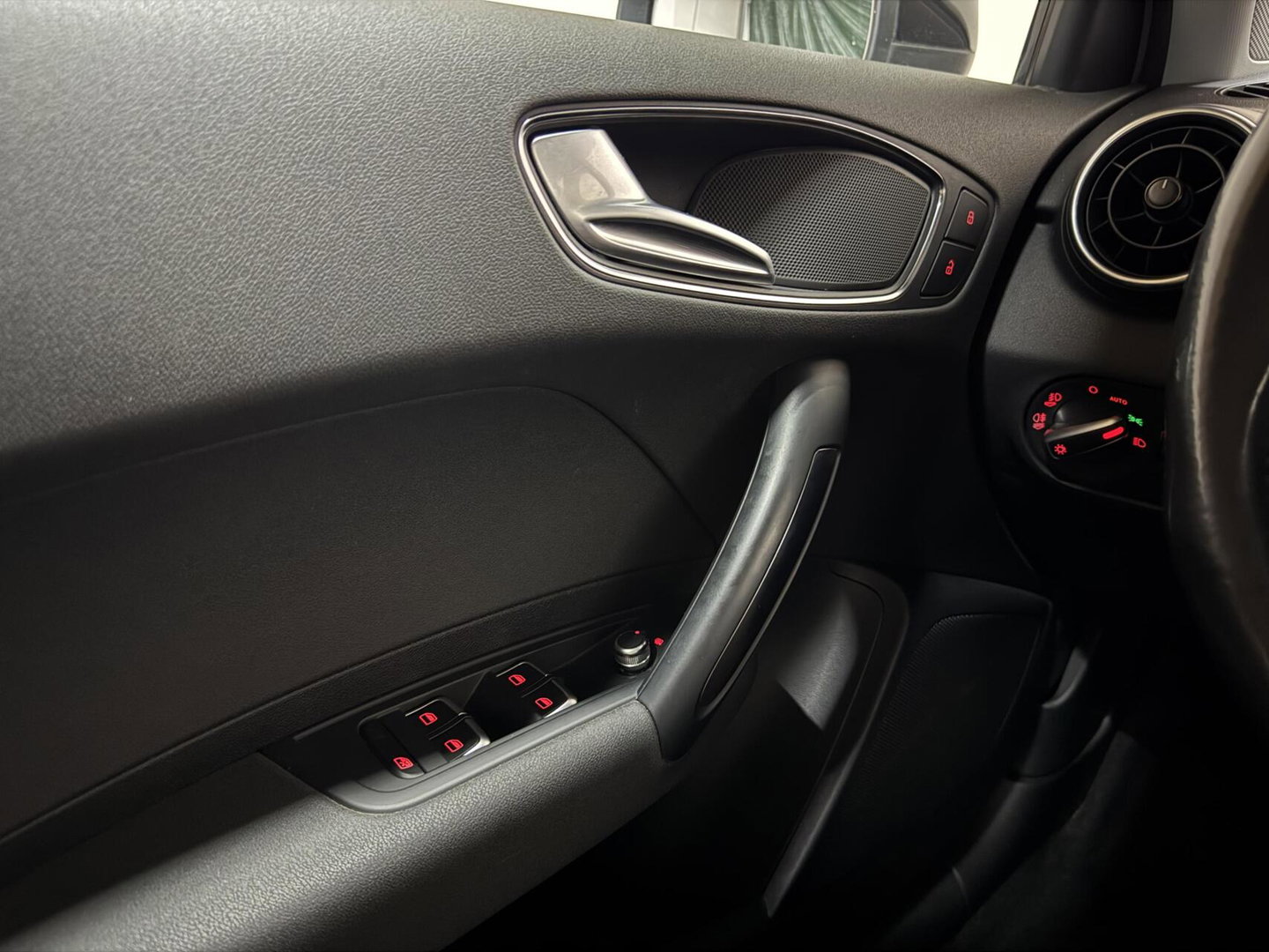 Audi A1 Sportback 1.0 TFSI S-Line Navi Cruise NAP
