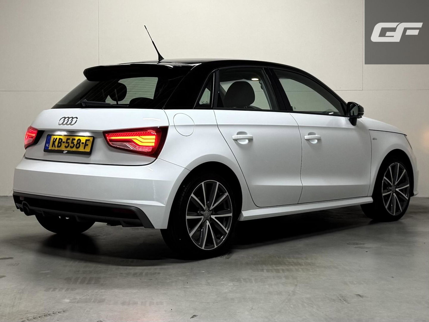 Audi A1 Sportback 1.0 TFSI S-Line Navi Cruise NAP