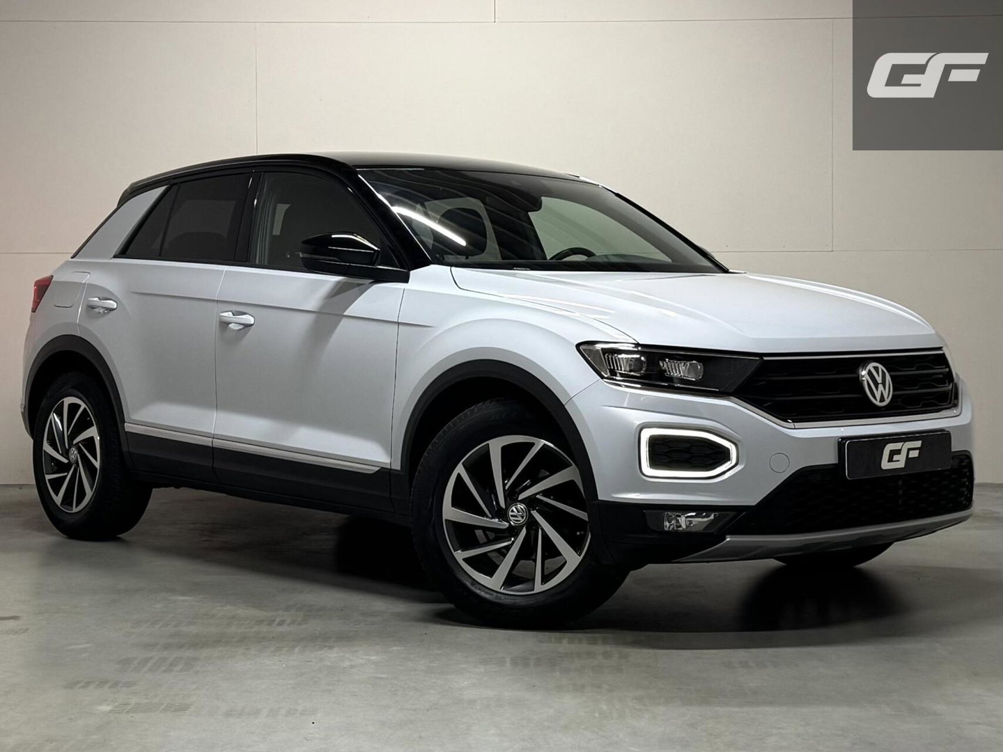 Volkswagen T-Roc 1.5 TSI Sport Virtual DSG CarPlay Camera Cruise