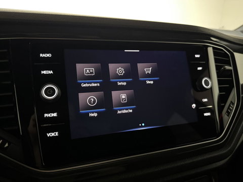 Volkswagen T-Roc 1.5 TSI Sport Virtual DSG CarPlay Camera Cruise