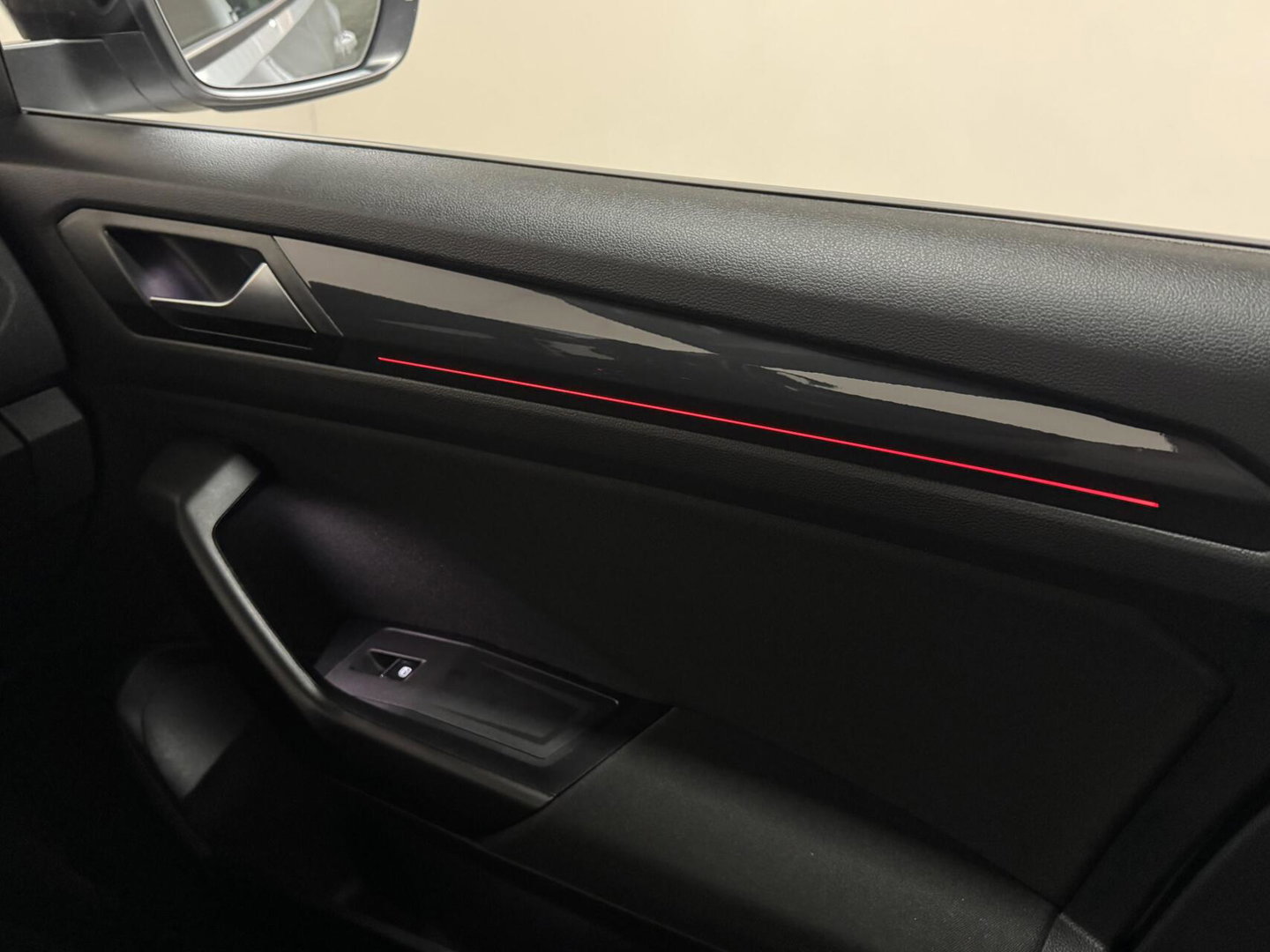 Volkswagen T-Roc 1.5 TSI Sport Virtual DSG CarPlay Camera Cruise