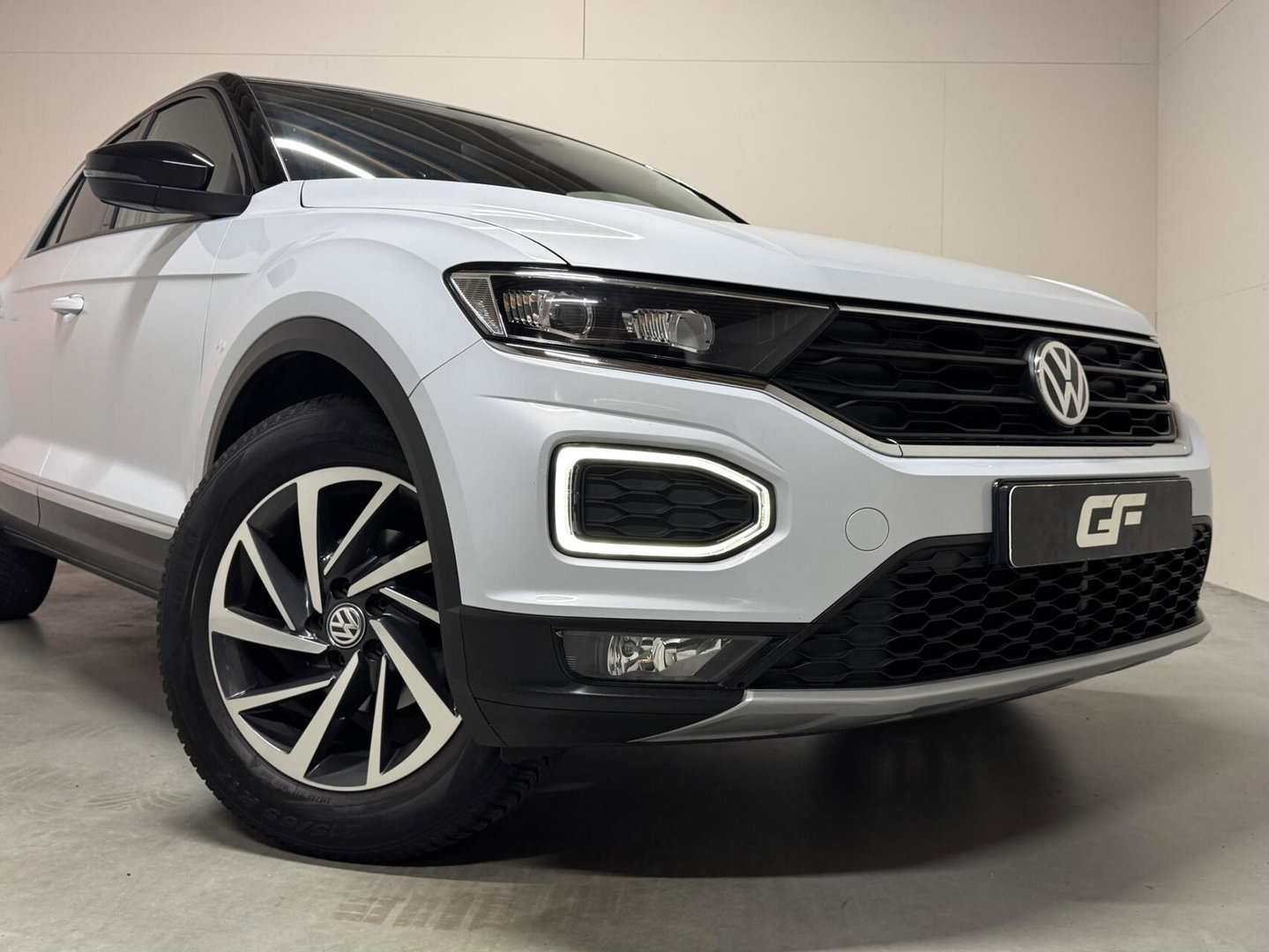 Volkswagen T-Roc 1.5 TSI Sport Virtual DSG CarPlay Camera Cruise
