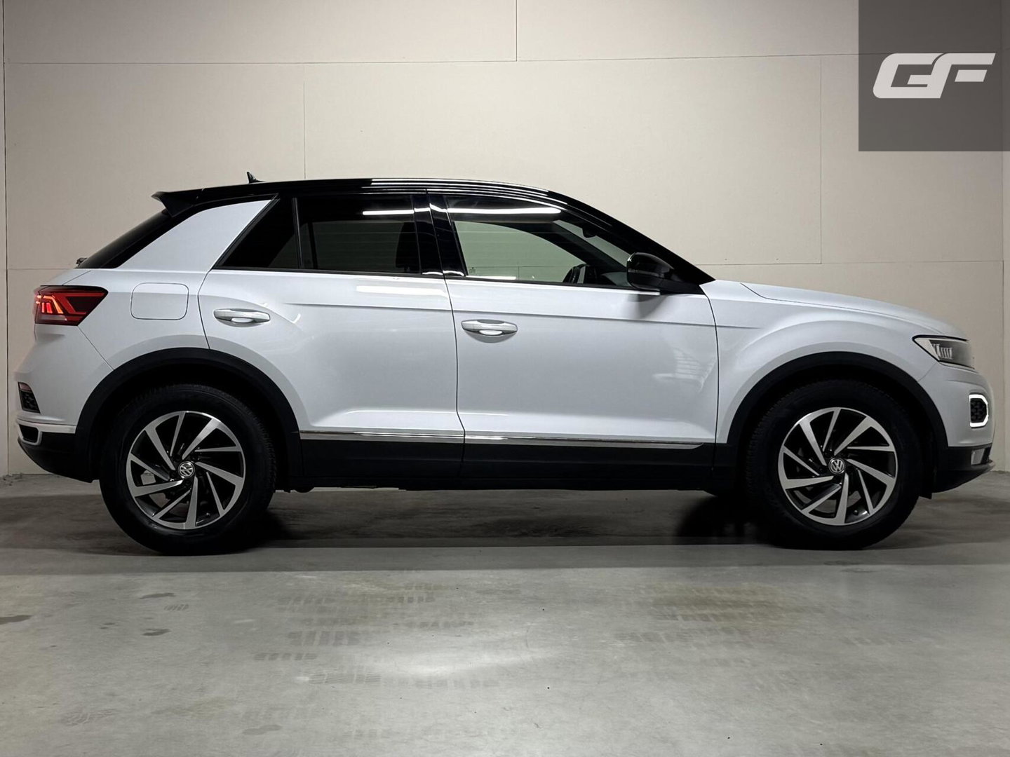 Volkswagen T-Roc 1.5 TSI Sport Virtual DSG CarPlay Camera Cruise