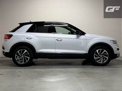 Volkswagen T-Roc 1.5 TSI Sport Virtual DSG CarPlay Camera Cruise