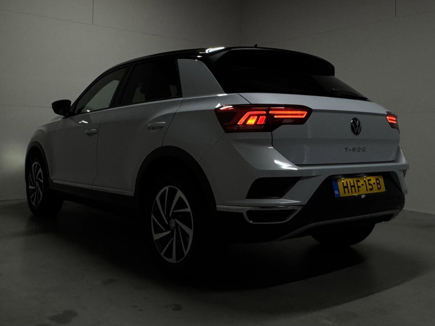 Volkswagen T-Roc 1.5 TSI Sport Virtual DSG CarPlay Camera Cruise